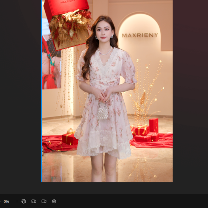 MAXRIENY2025年春季新款欧根纱绣花连衣裙透视感设计都市假日高腰