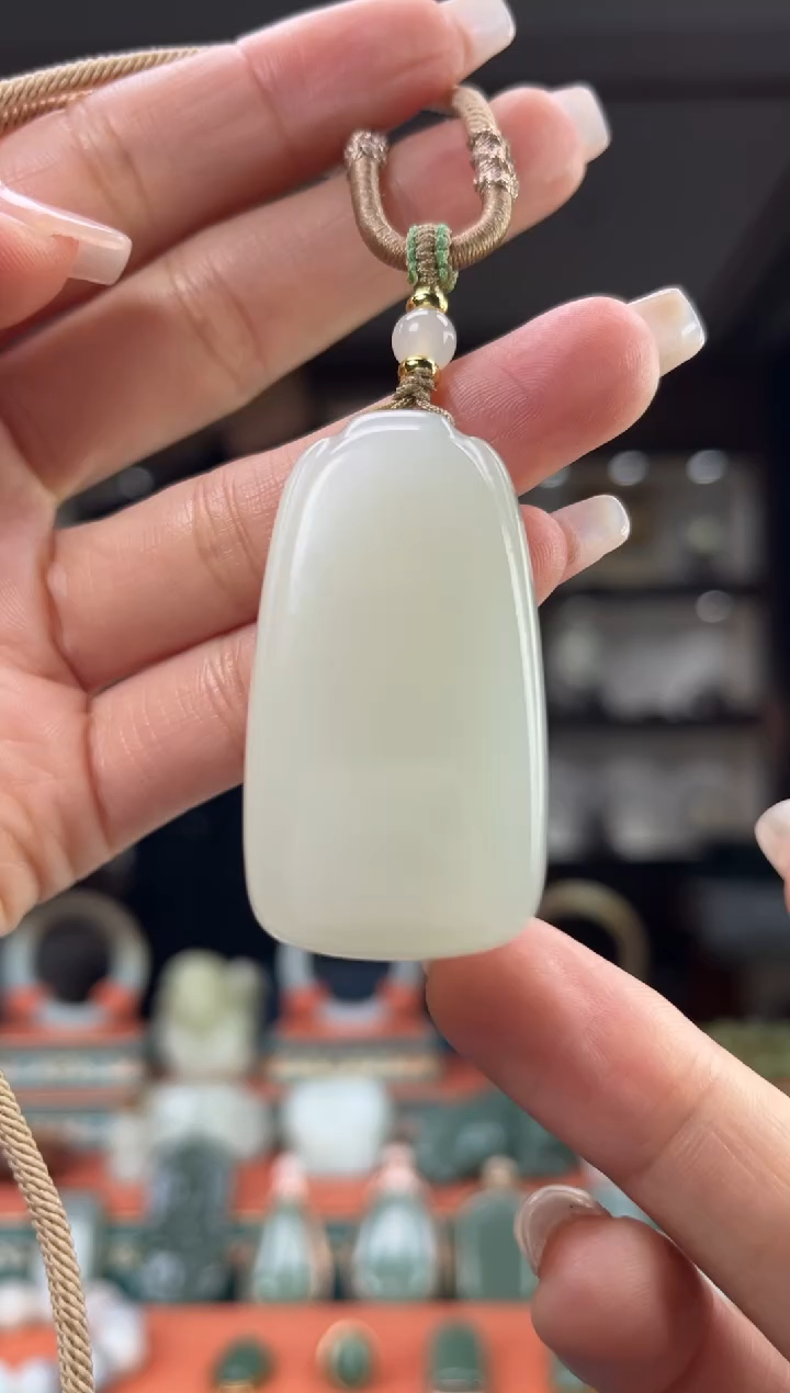 【闪购商品】和田玉颈饰未镶嵌佩佩