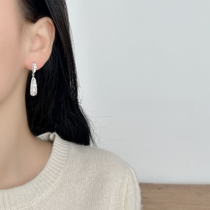 铜合金锆石耳饰 QIAN XI S925银针 耳钉银色满钻流苏耳环露思同款