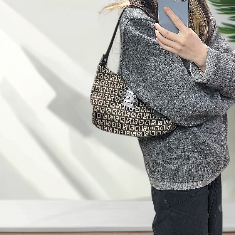 95新 FENDI/芬迪 MSW62/老花腋下经典单肩