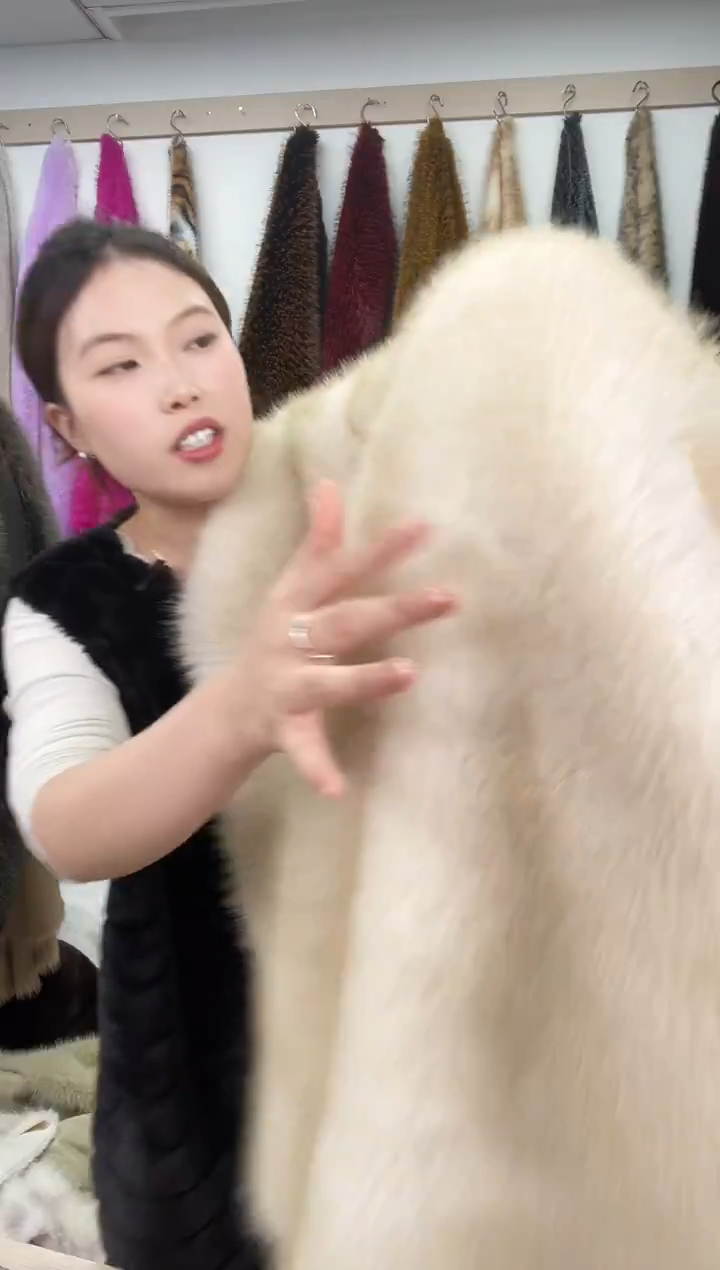 狐狸毛A86尺寸1.9*1