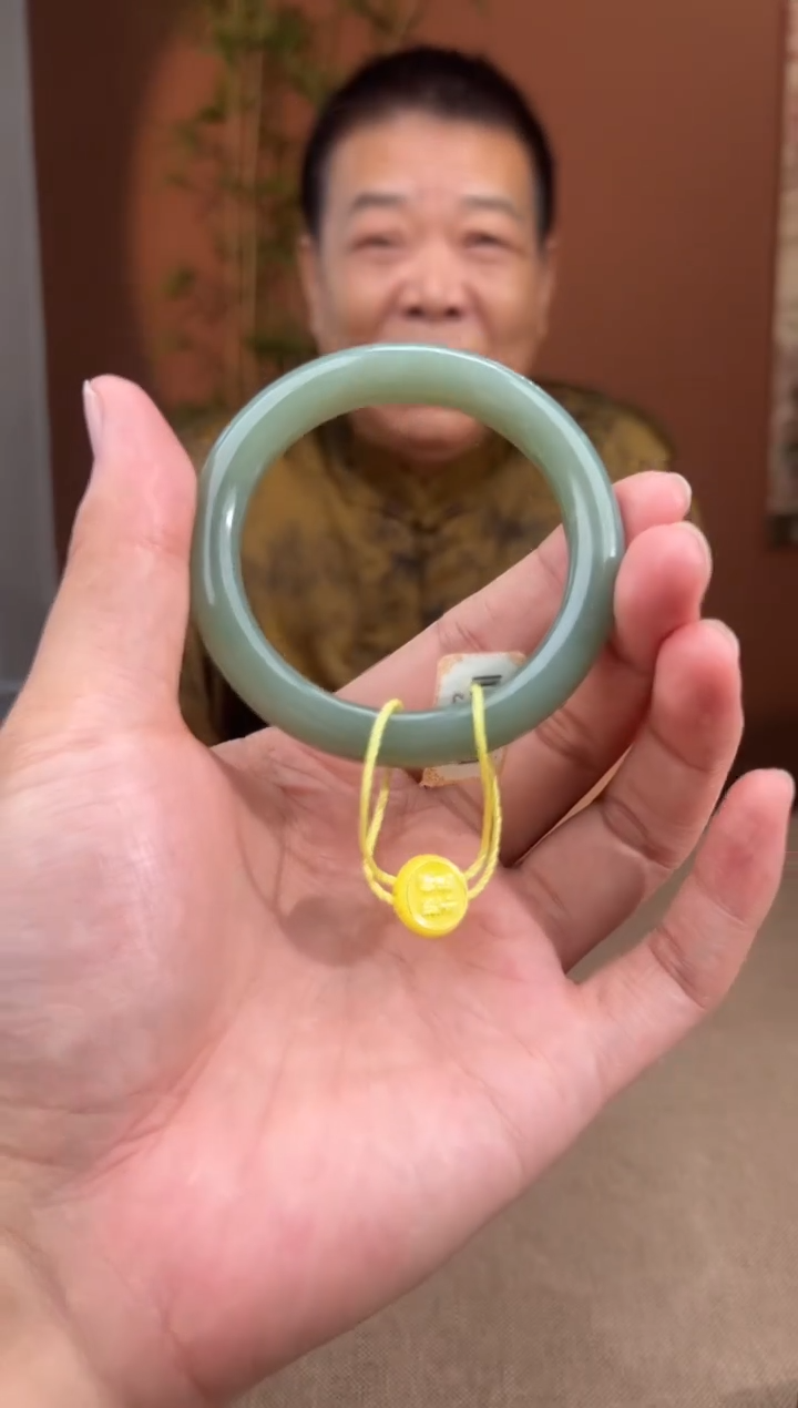 和田玉手镯未镶嵌多样性发货拍一发一02113