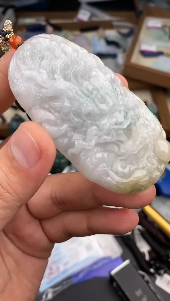 【闪购商品】翡翠颈饰未镶嵌  天然翡翠，一物一图