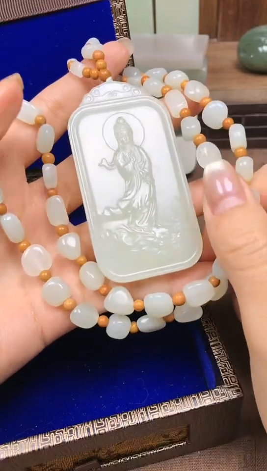 颈饰未镶嵌和田玉程*金 程咬金