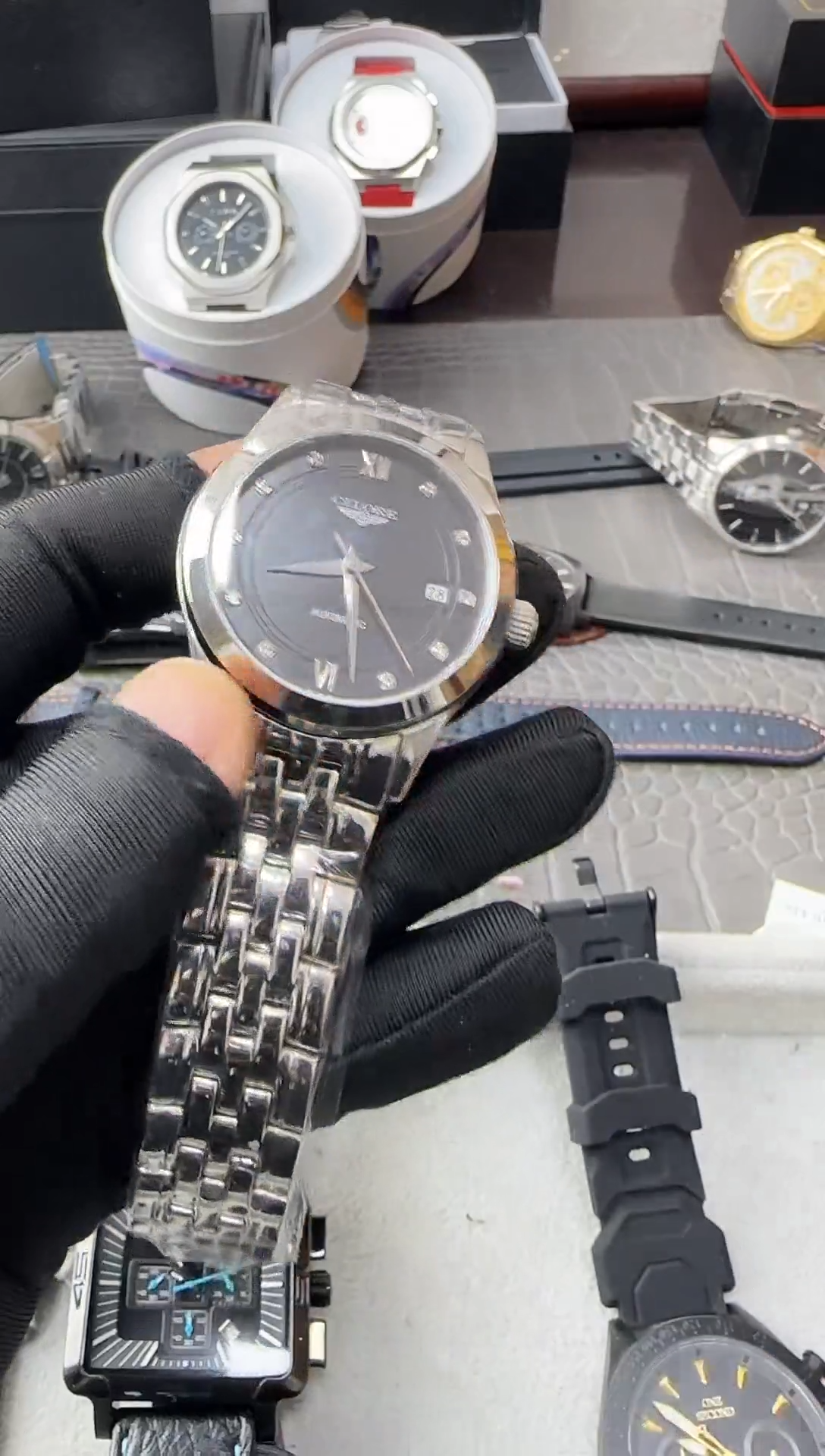 石英机芯锻造碳钢男士腕表