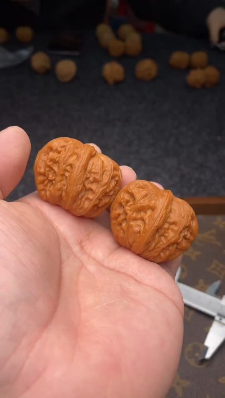 把件文玩核桃B269号41尺元宝