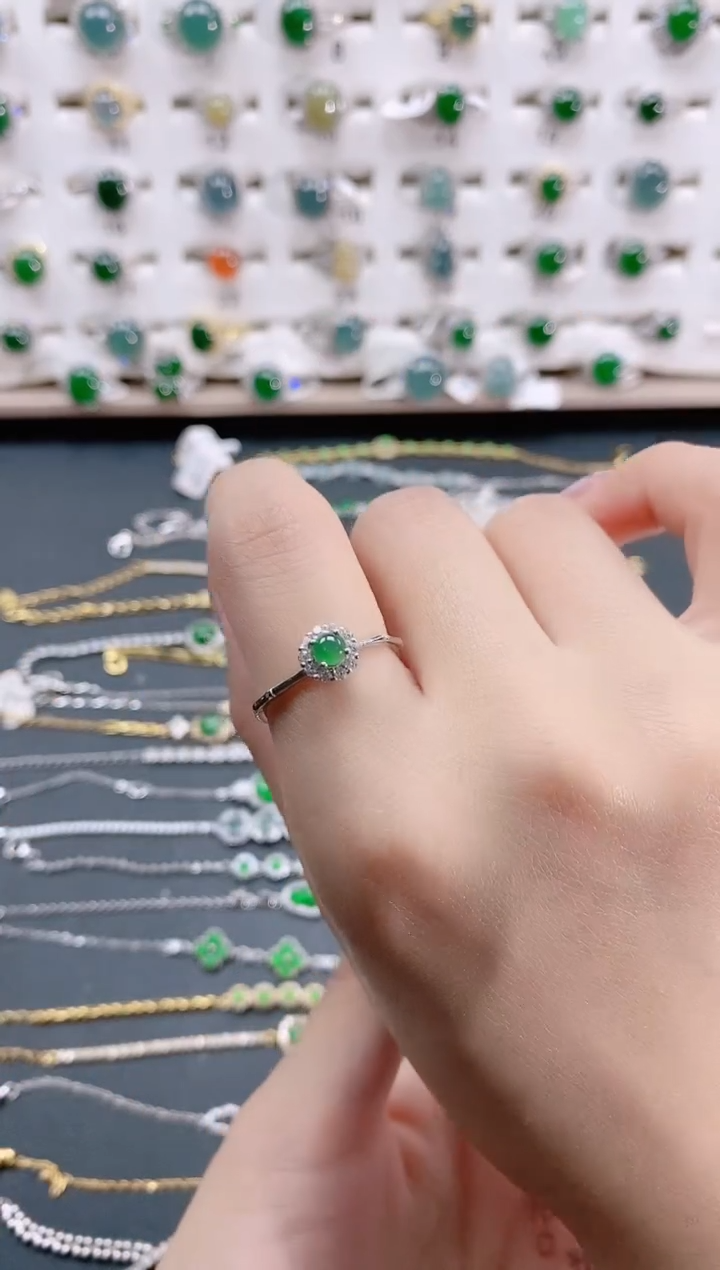 【闪购商品】翡翠戒指银S925镶嵌天然翡翠