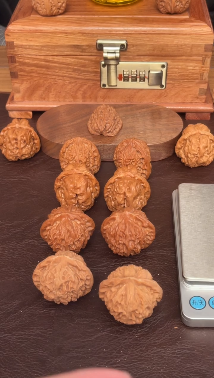 吊坠文玩核桃粗筋