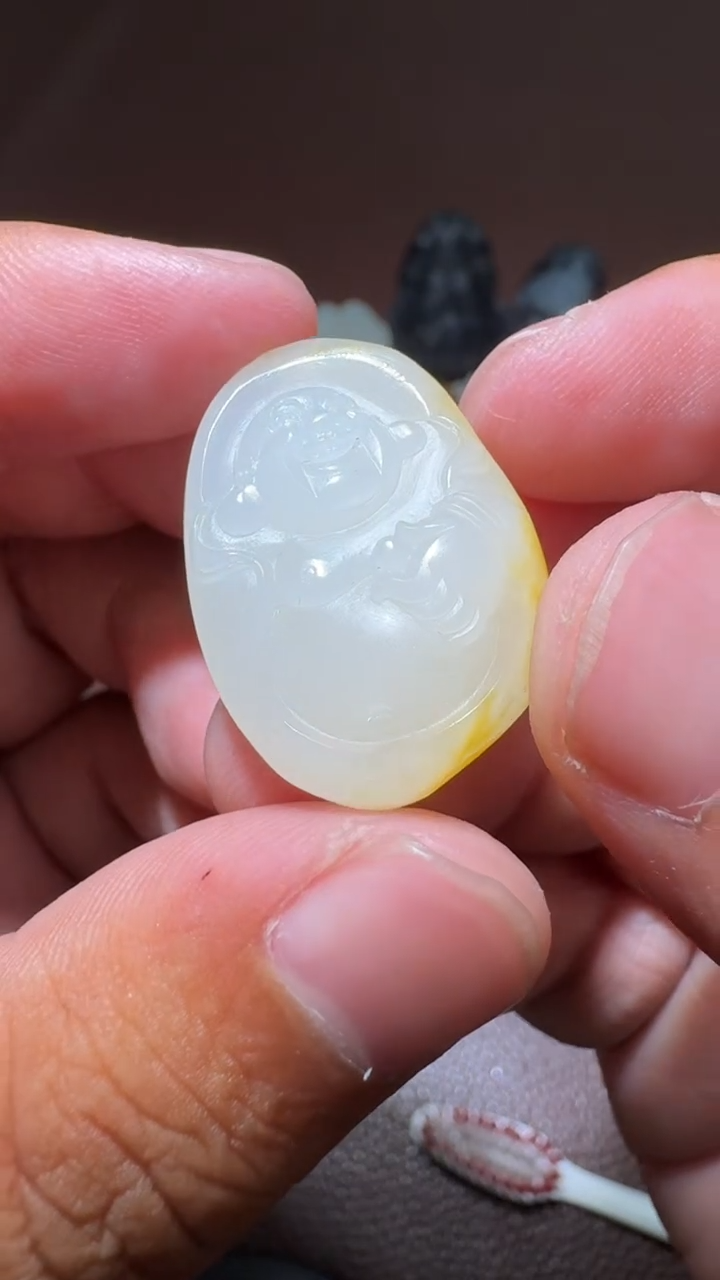 未镶嵌和田玉挂件和田玉