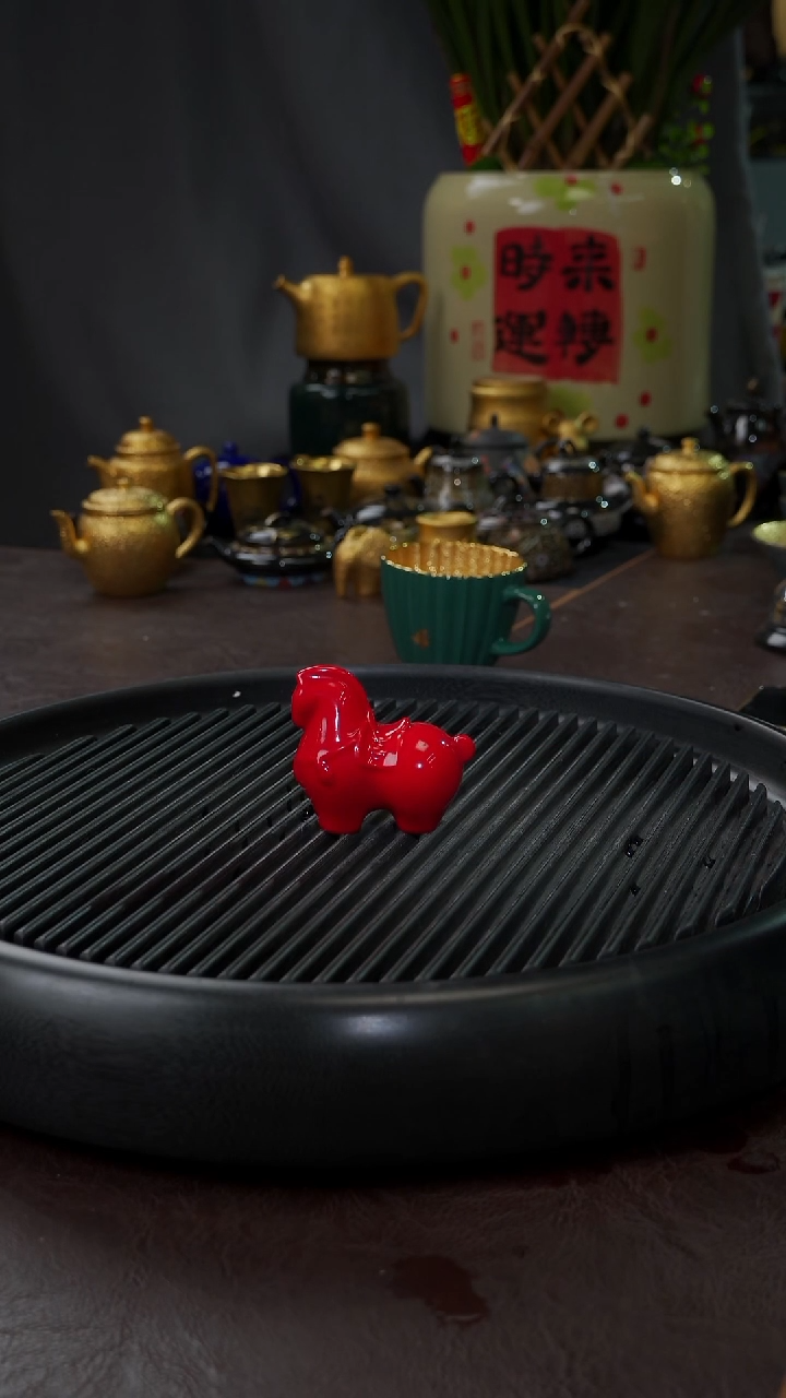 【闪购商品】杯【宜景窑中国红】小马