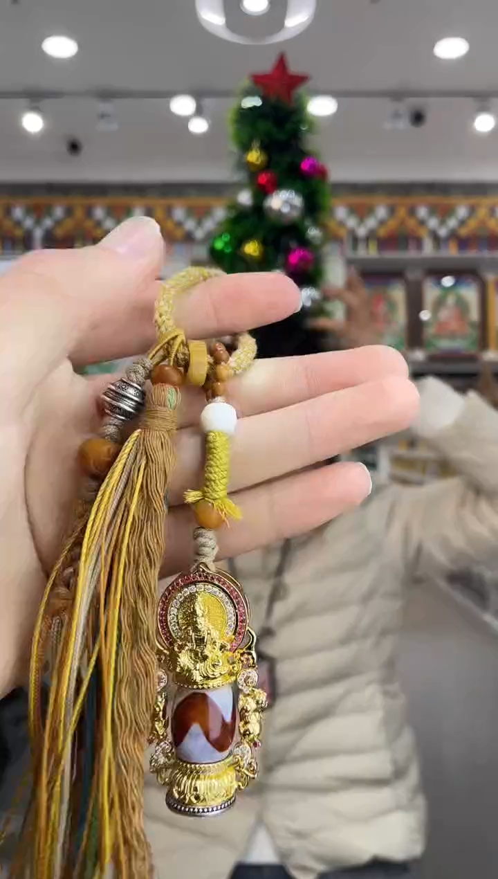 吊坠纯手绘唐卡（非质量问题不退不换）黄老师天珠
