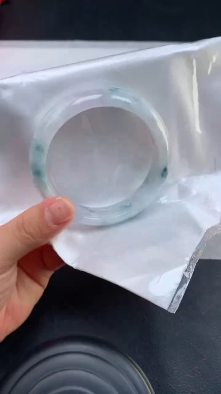 【闪购商品】翡翠手镯未镶嵌天然缅甸A货翡翠手镯