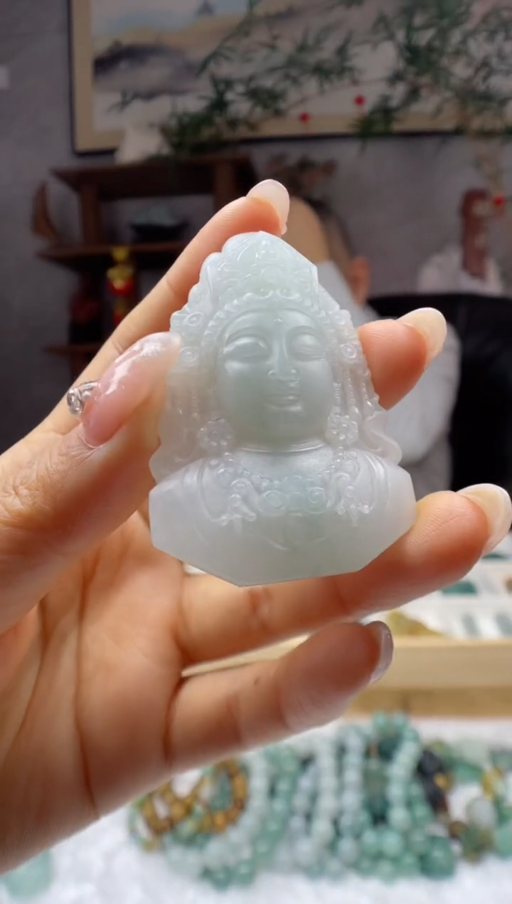 【闪购商品】定制翡翠未镶嵌观音