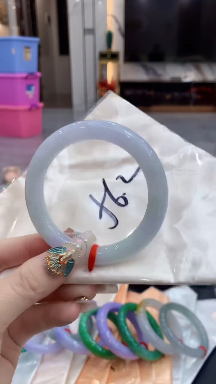 【闪购商品】翡翠手镯未镶嵌0414540219