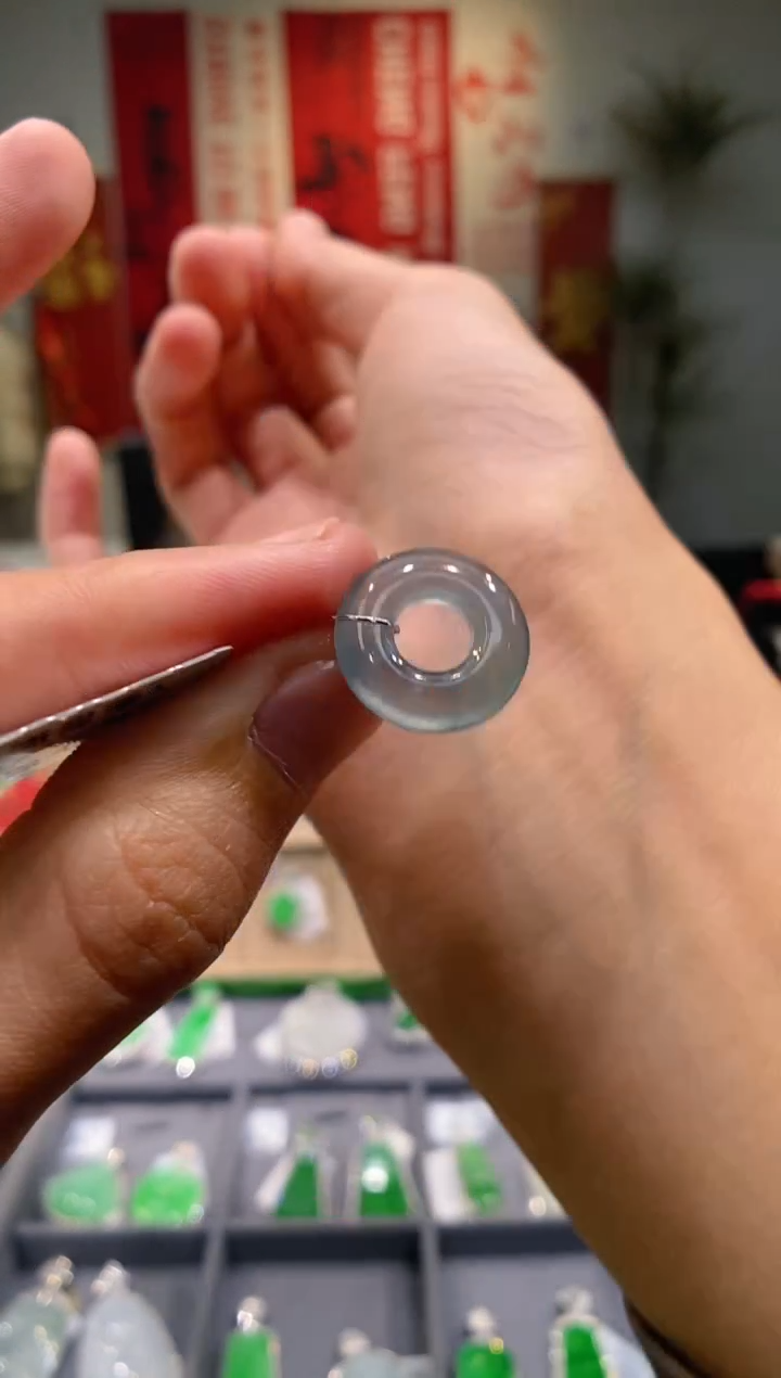 【闪购商品】翡翠吊坠(不含链)未镶嵌甜甜圈