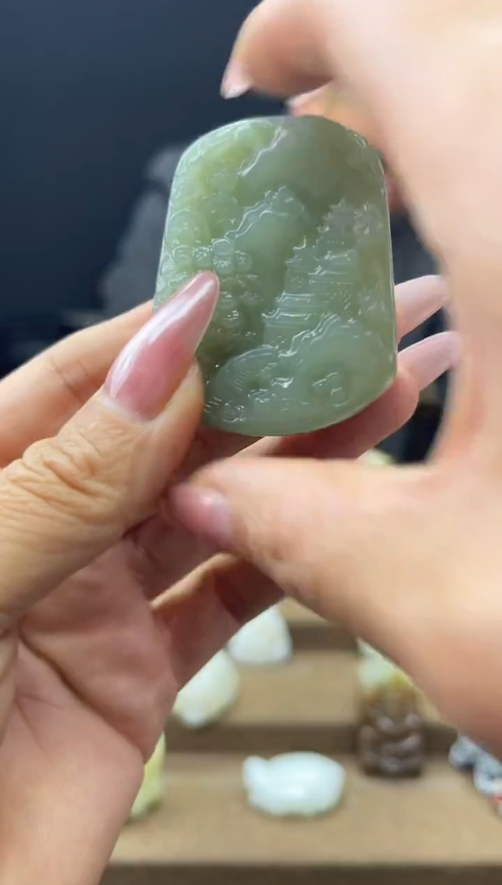 颈饰未镶嵌和田玉1