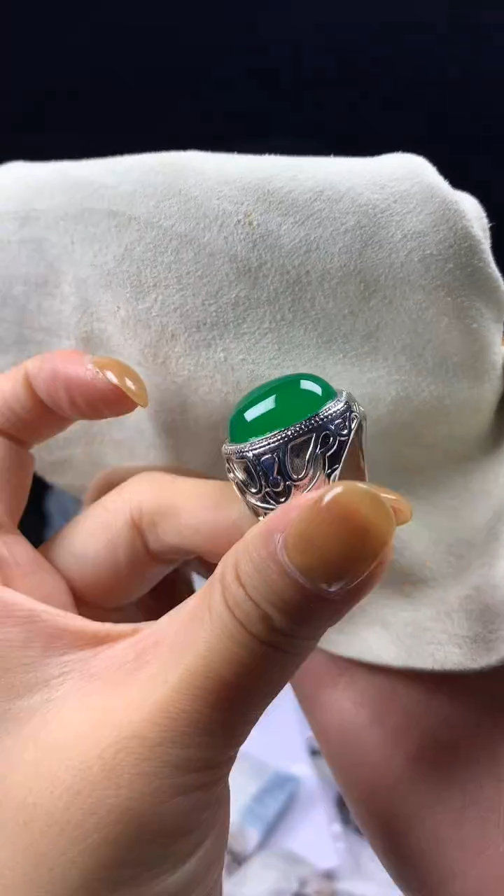 满色吊坠 所见即所得！！