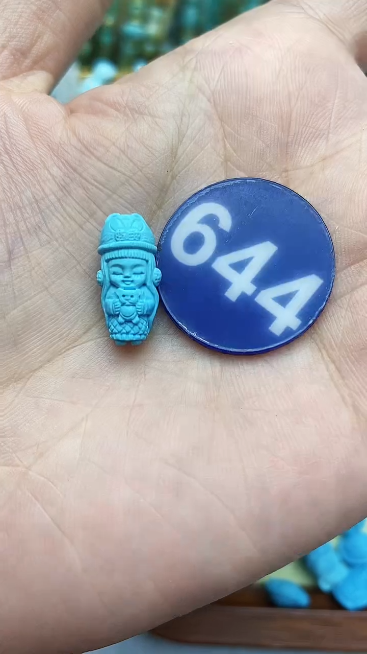 【闪购商品】绿松石雕刻件未镶嵌644