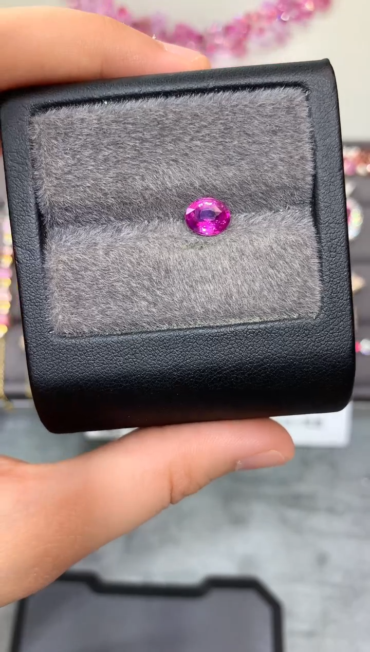 【闪购商品】定制蓝宝石裸石未镶嵌椭圆 粉蓝宝石 1.33ct