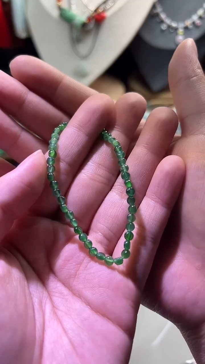 【闪购商品】翡翠手链未镶嵌dw绿