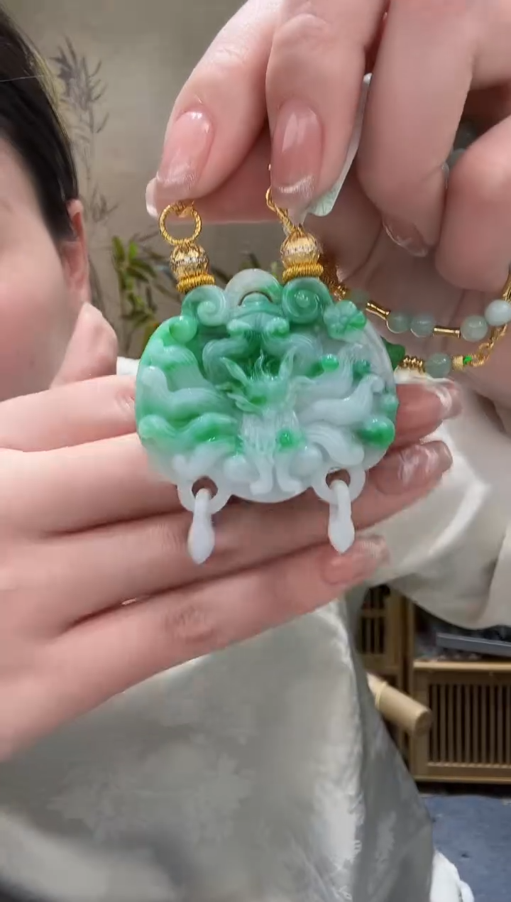 【闪购商品】翡翠颈饰未镶嵌吊坠