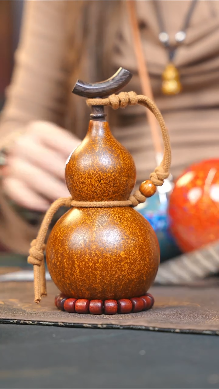 【闪购商品】WQ260大漆酒葫芦不包手串及旋转底座