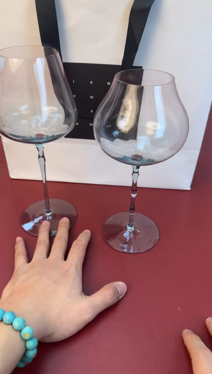 【闪购商品】瓷片新号开播全场漏@@5S3