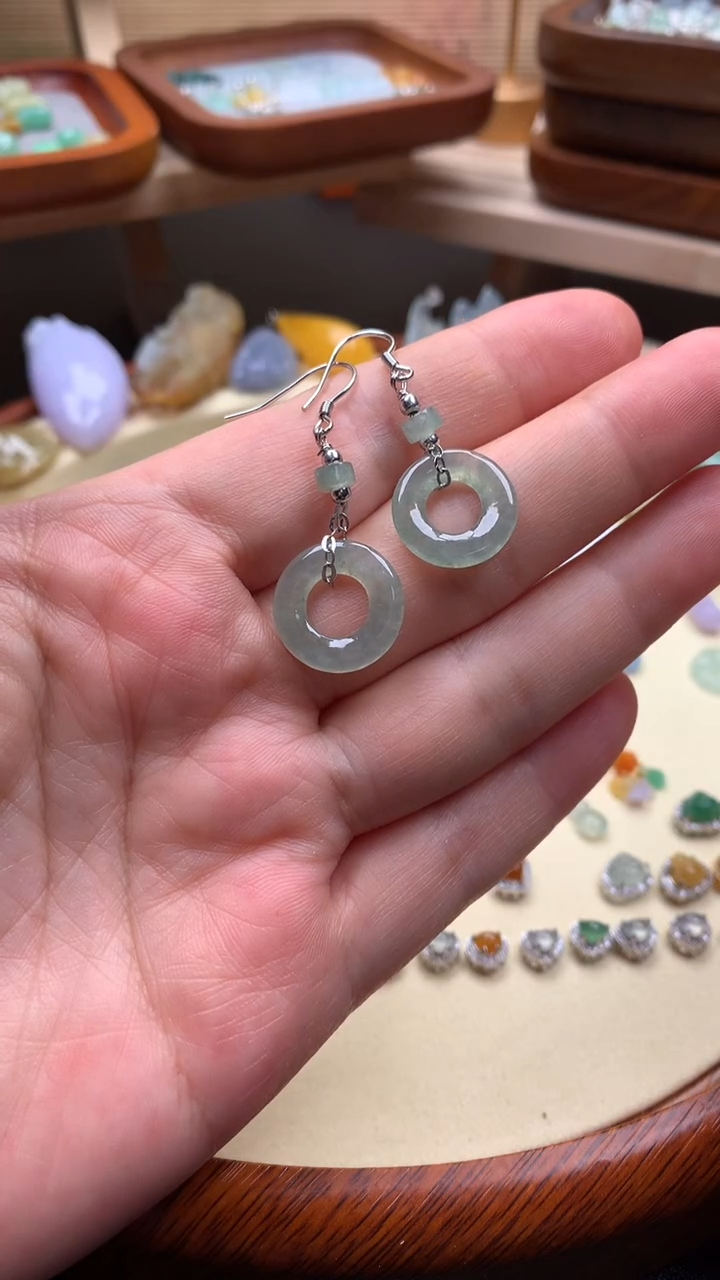 【闪购商品】翡翠耳饰银S925镶嵌翡翠耳饰