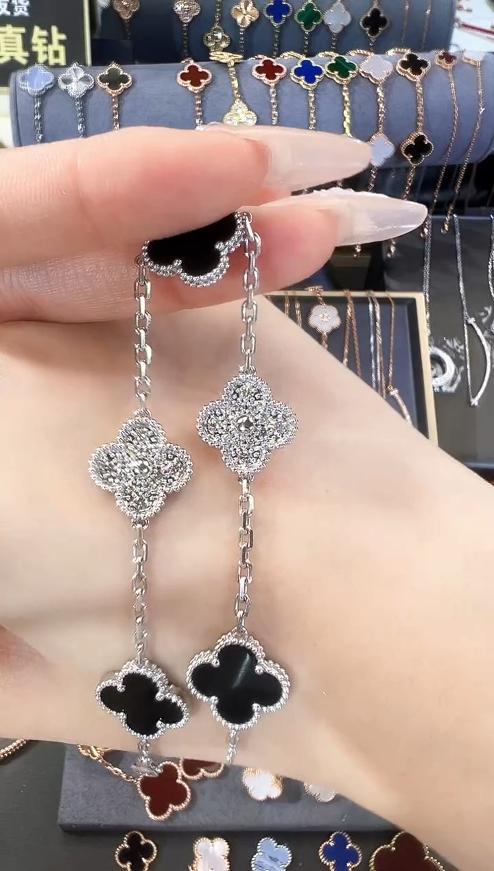 【闪购商品】钻石手链18K金镶嵌手链