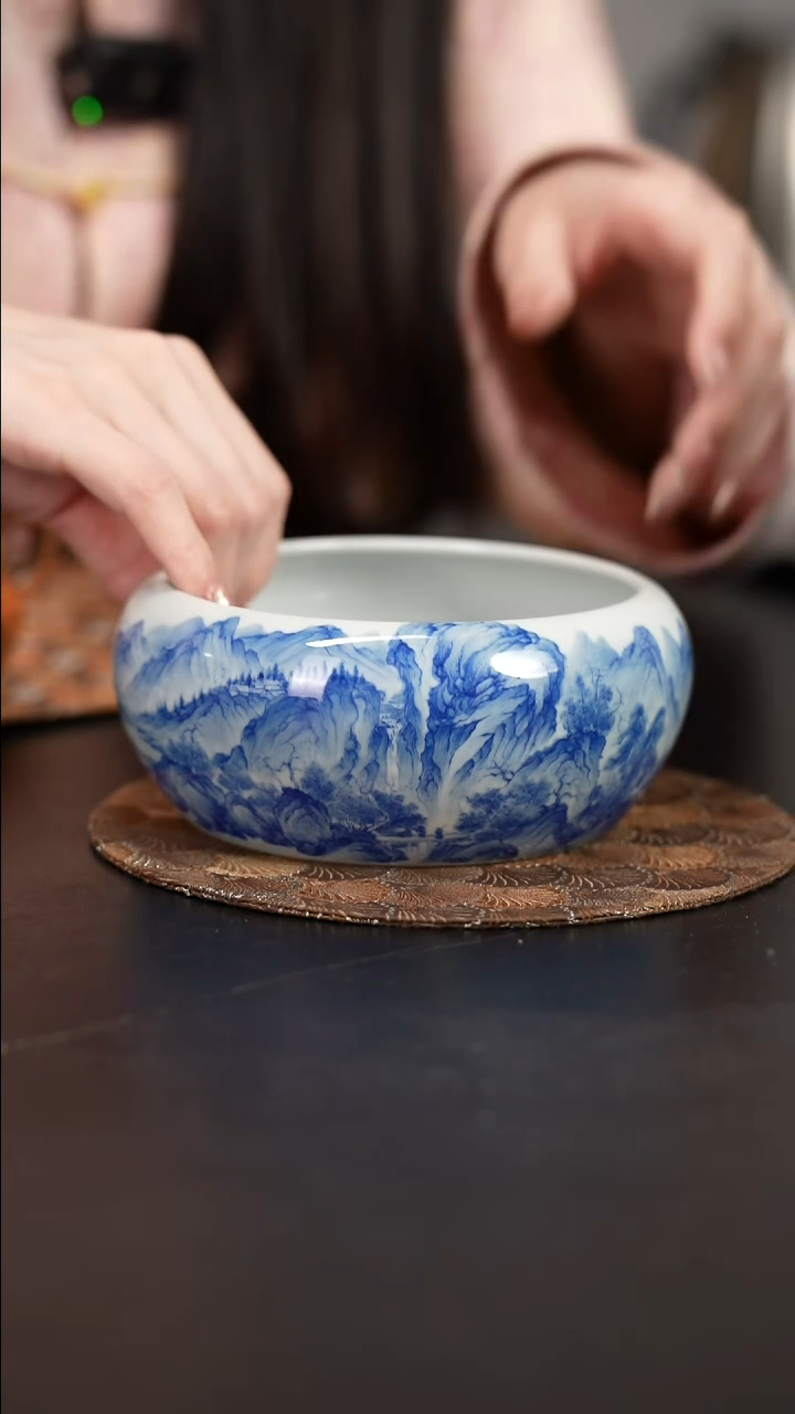 【闪购商品】杯看山柴窑青花水洗