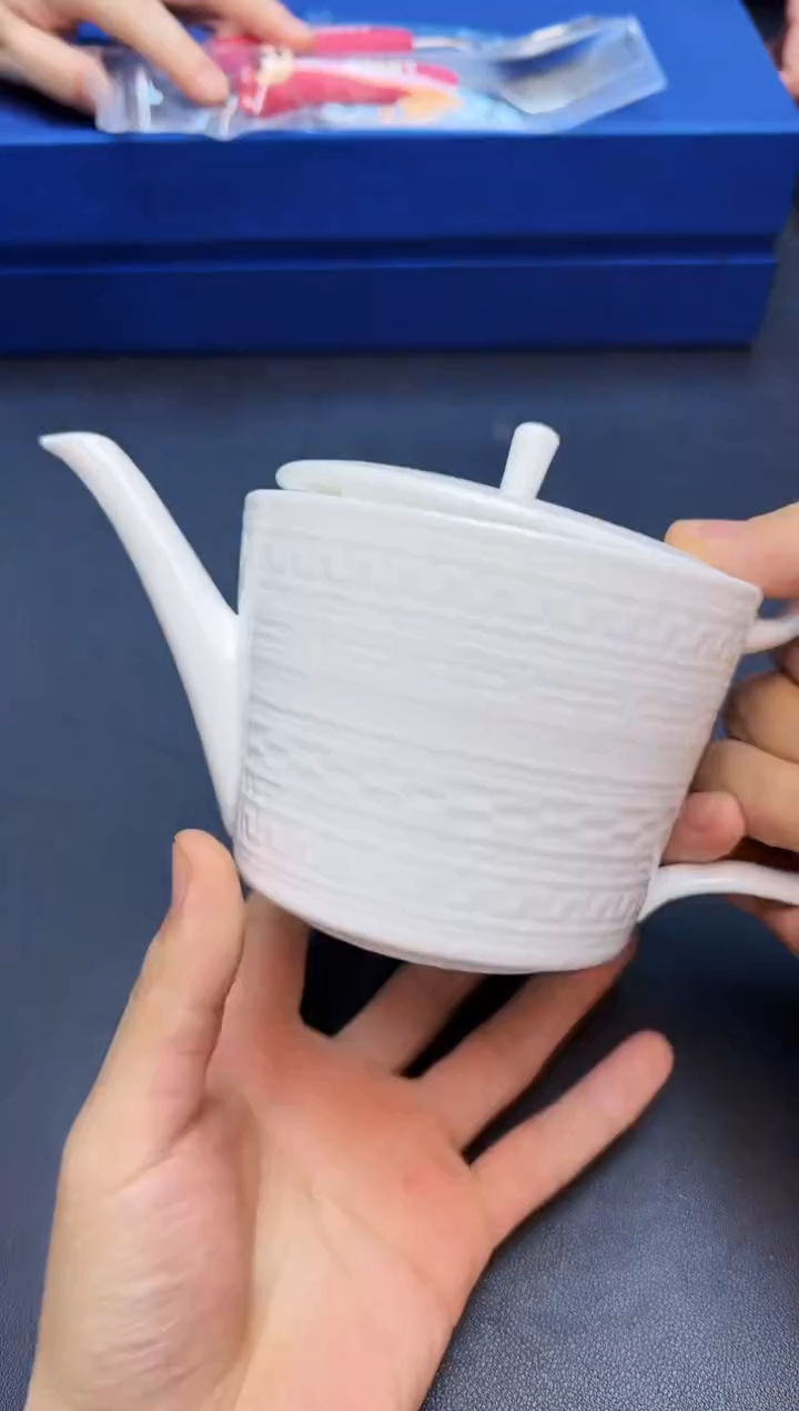 【闪购商品】杯全新正品一件不留@@H265