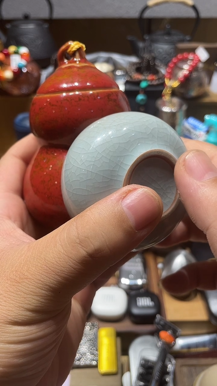 瓷片闪购商品 如图所示