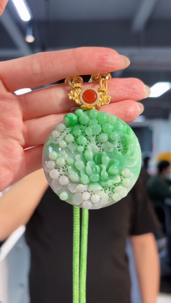 【闪购商品】翡翠颈饰18K金镶嵌缅料A货/支持复检/一件