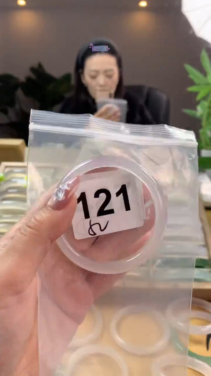 【闪购商品】玛瑙/玉髓手镯未镶嵌121