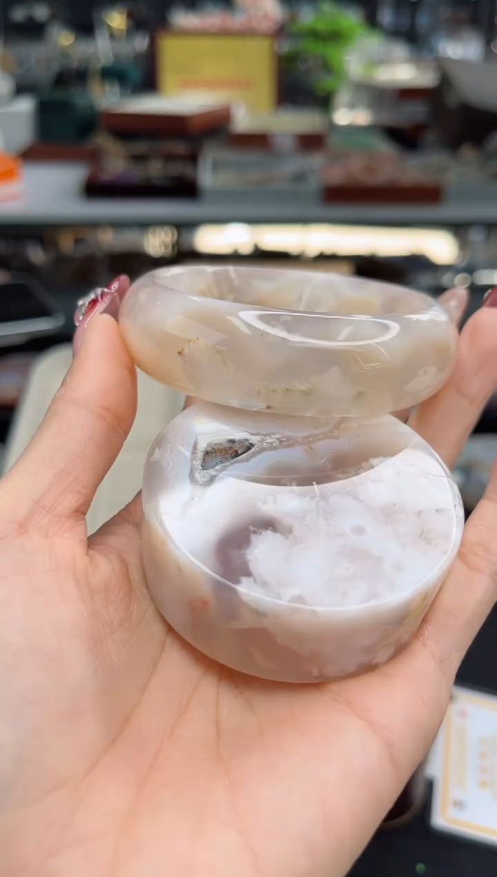 【闪购商品】石英质玉手镯未镶嵌59圈口（赠品镯心）3570297