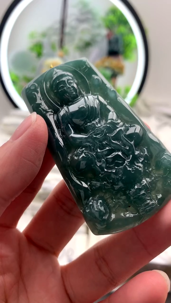 【闪购商品】翡翠颈饰未镶嵌大日如来【品质一般能接受再拍】