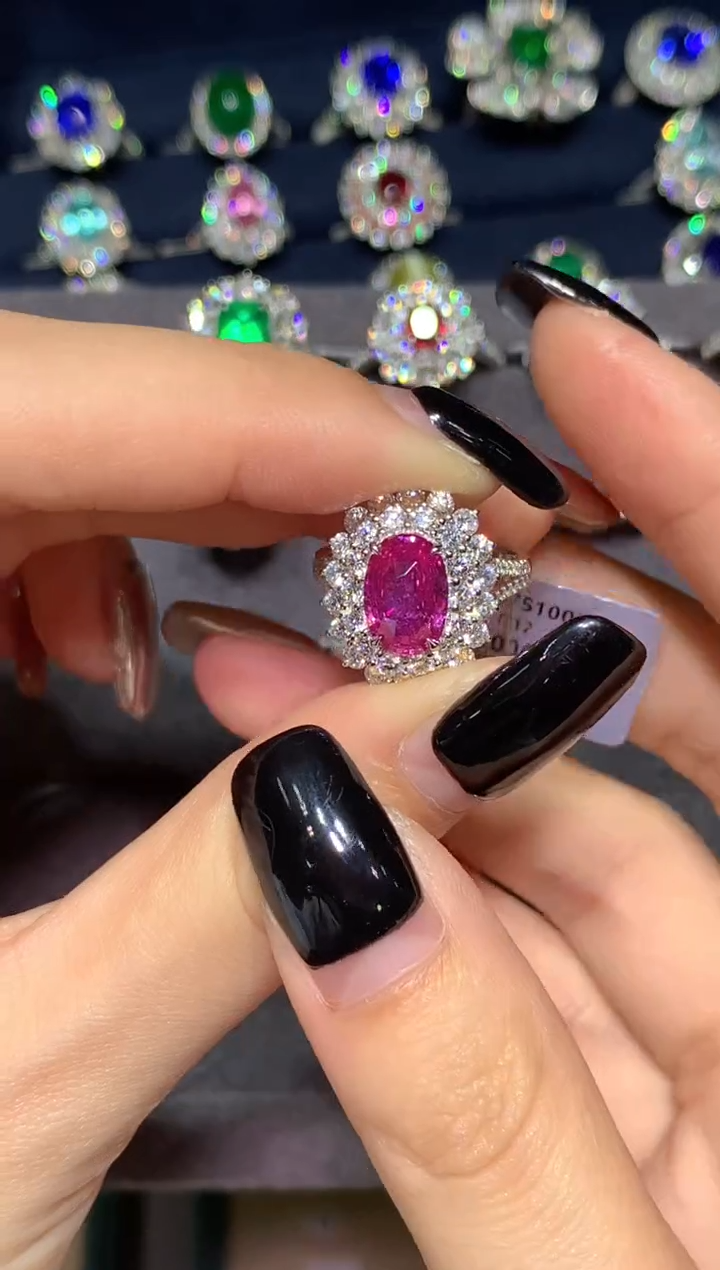 戒指彩色蓝宝石18K金镶嵌3.09ct