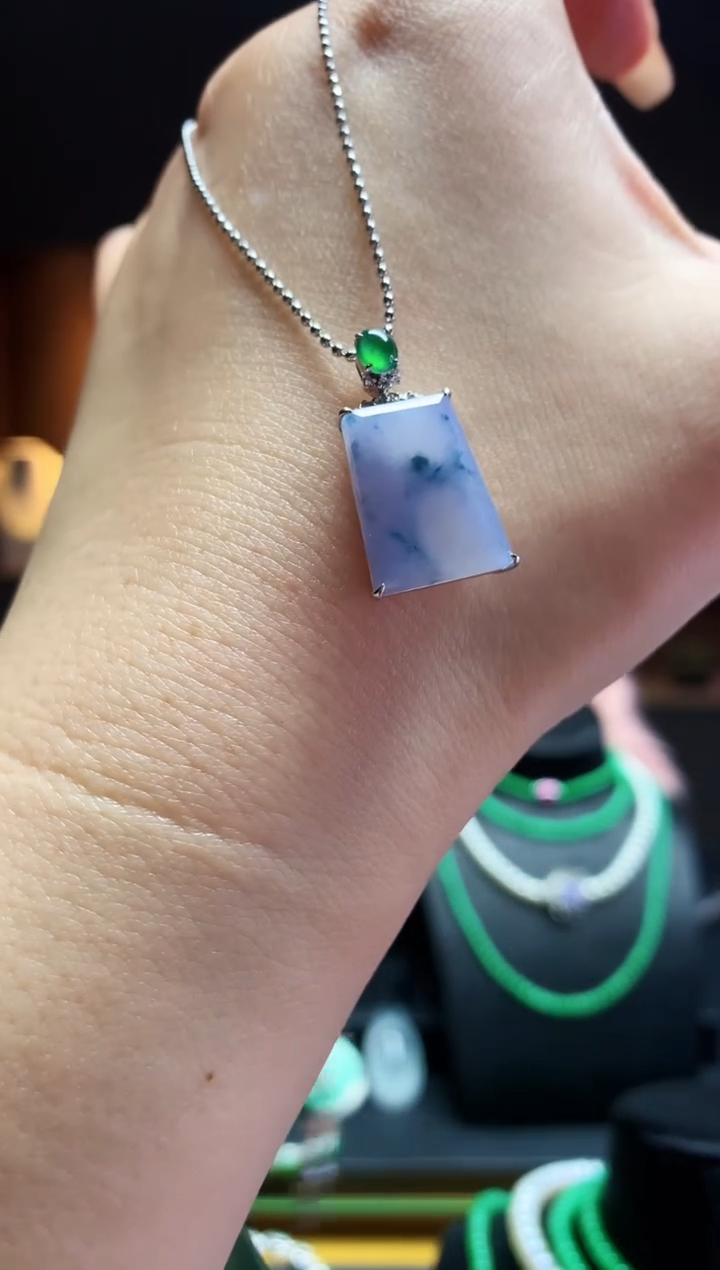 【闪购商品】翡翠吊坠(不含链)18K金镶嵌紫无事牌吊坠