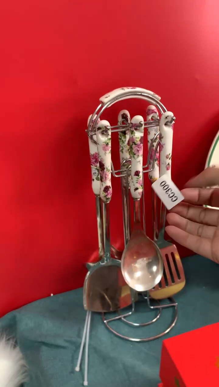 【闪购商品】瓷片陶瓷原单CC300餐具1个