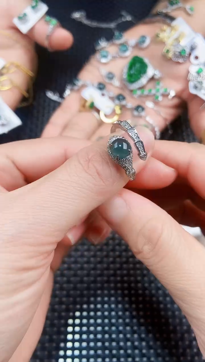 【闪购商品】翡翠戒指未镶嵌111111111