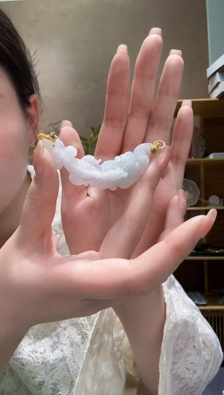 【闪购商品】翡翠未镶嵌颈饰吊坠