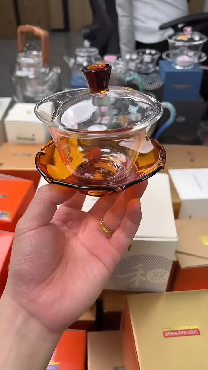 @@禾器晶彩荷叶盖碗琥珀色