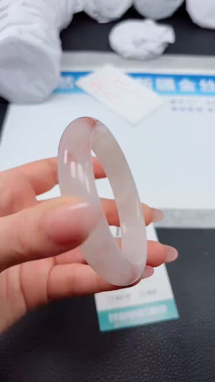 【闪购商品】石英质玉手镯未镶嵌A176