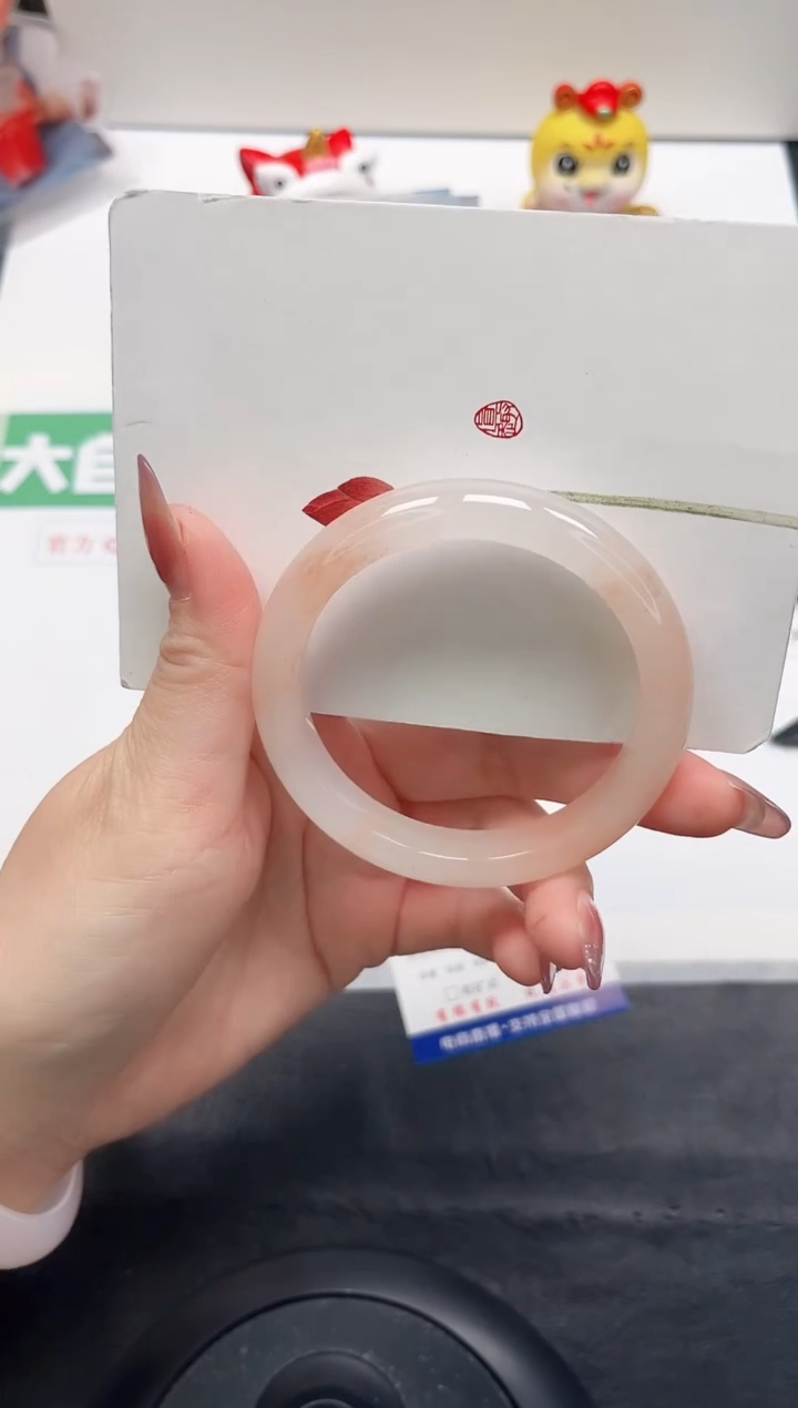 【闪购商品】石英质玉手镯未镶嵌128-56