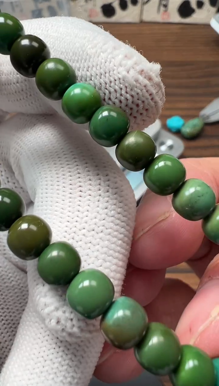 未镶嵌绿松石1绿松石手串