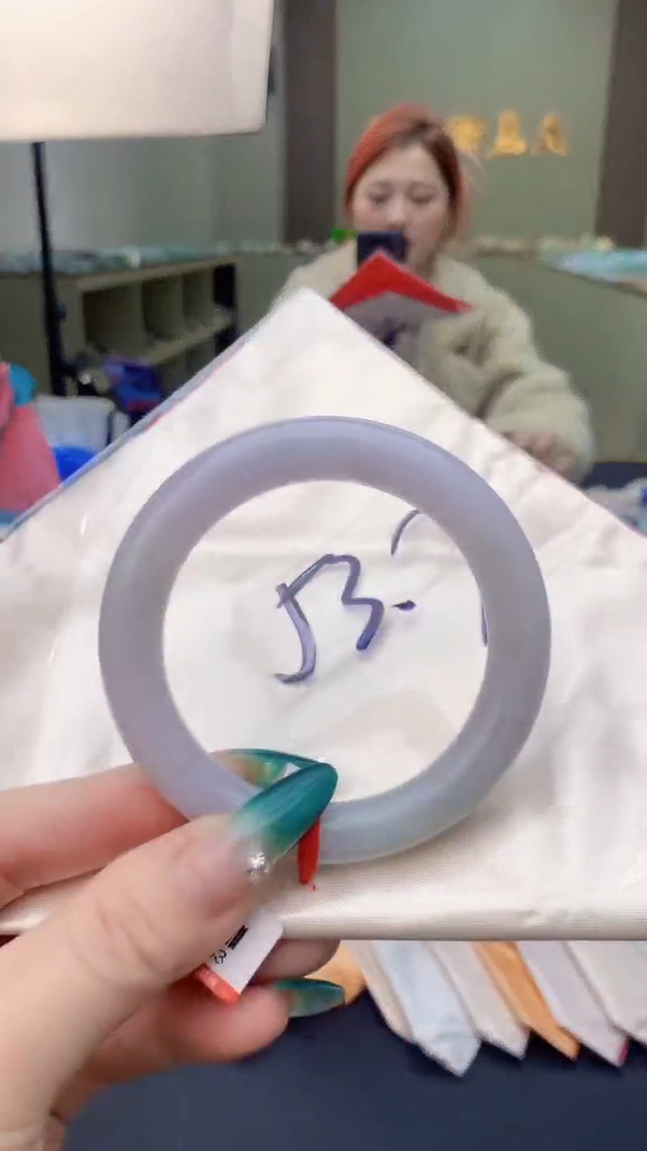 【闪购商品】翡翠手镯未镶嵌0431134273