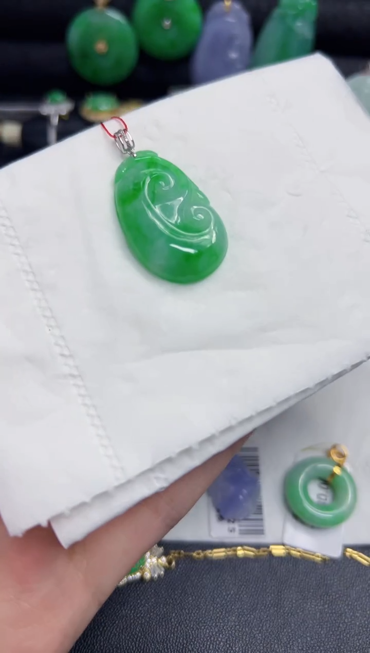 【闪购商品】翡翠颈饰18K金镶嵌Y缅料A货/支持复检/一件