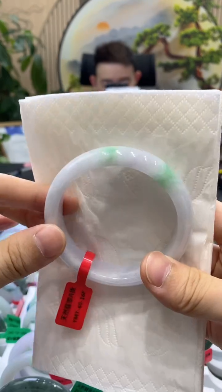 翡翠手镯未镶嵌0000003095