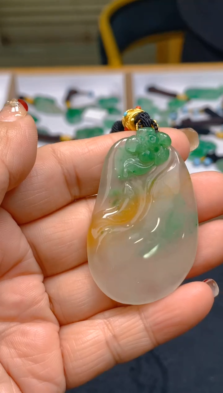 【闪购商品】石英质玉颈饰未镶嵌冰美人非洲翠048