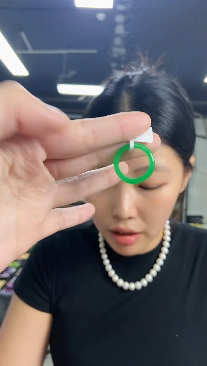 翡翠戒指未镶嵌闪购链接多样性发其一颜色微差